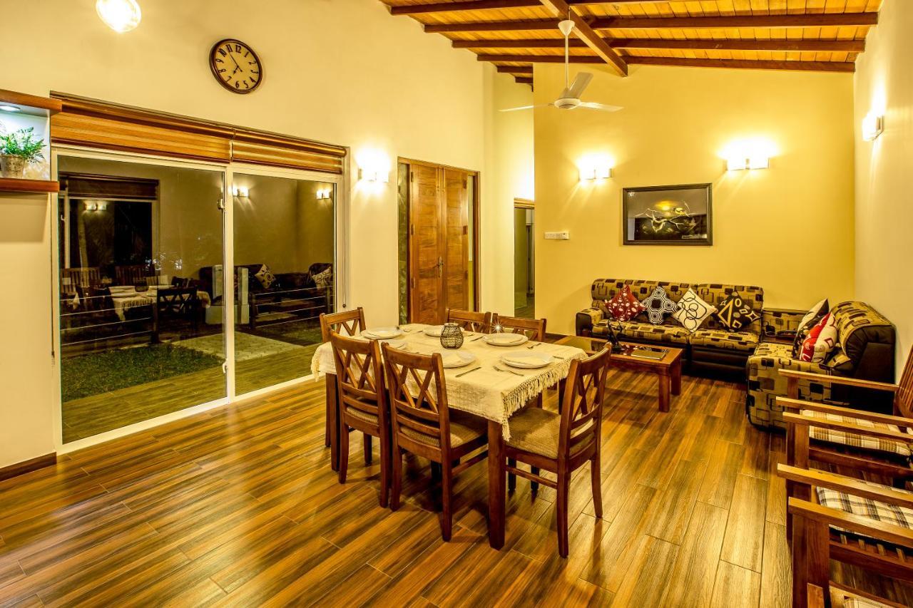 פיליינדלה Temple Pond Villa Colombo מראה חיצוני תמונה